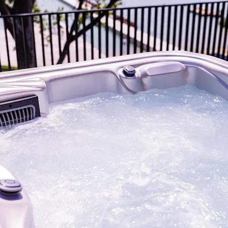 Lua - Adults Only Otel 5*