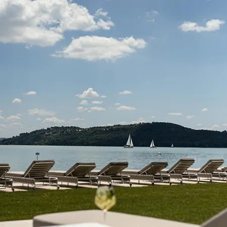 Otel Lua - Adults Only