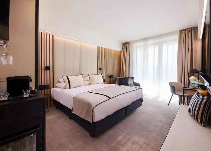 Hotell Lua - Adults Only